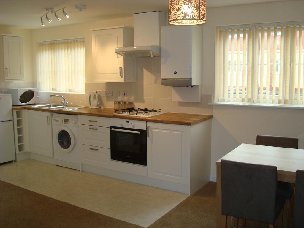 At Home In The City Serviced Apartments Newport Экстерьер фото
